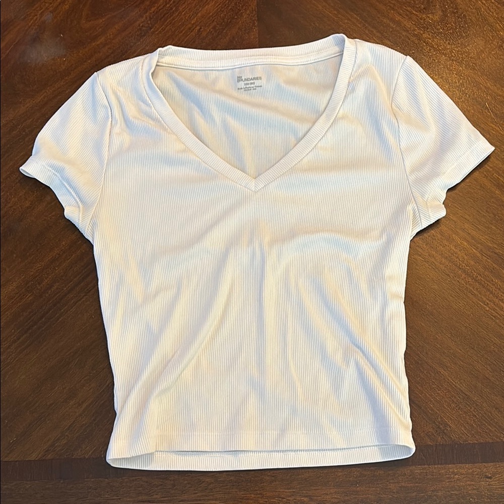 White Crop Top Tight fit V-neck crop top size XXS